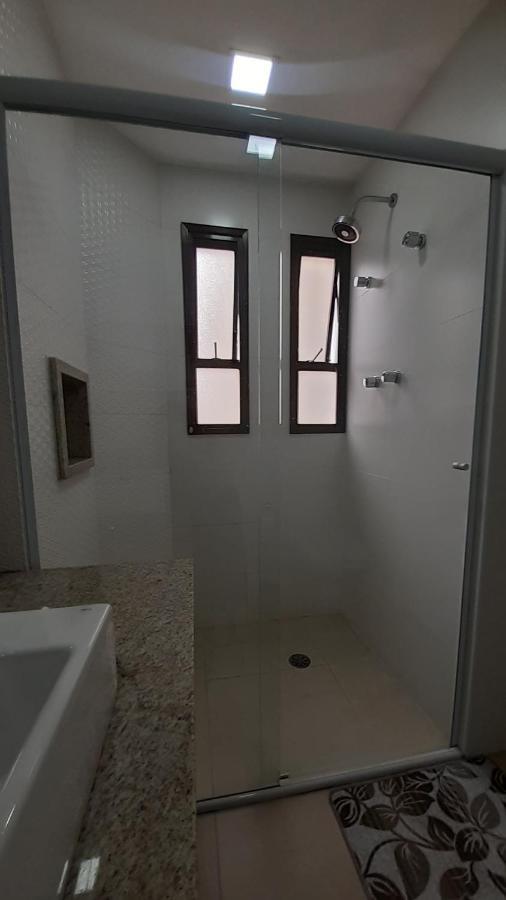 Lindo Flat No Edificio Cosmopolitan, Com Garagem E Piscina Santos (Sao Paulo) Exterior foto